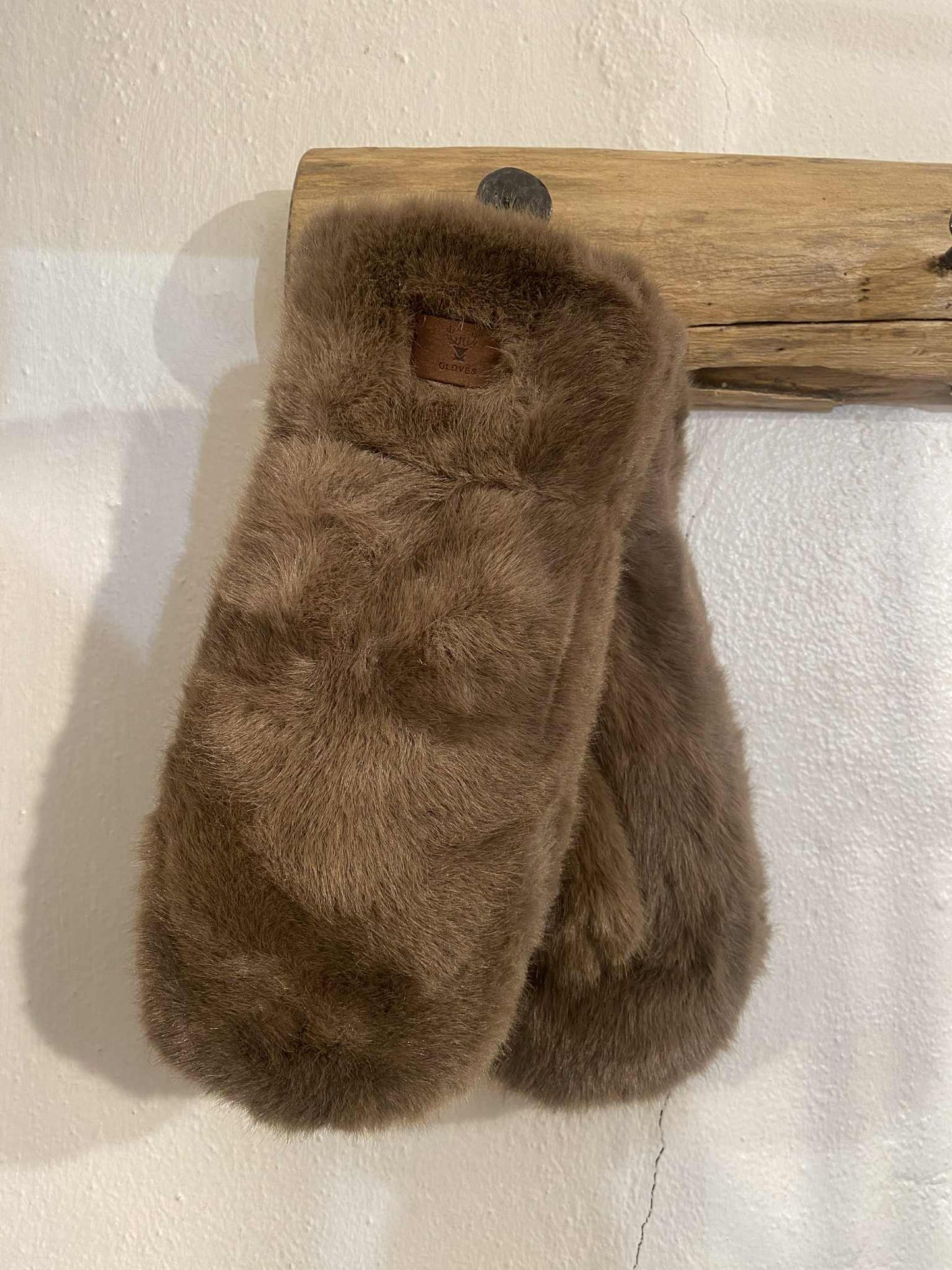 FAKE FUR LUFFER - 60 TAUPE