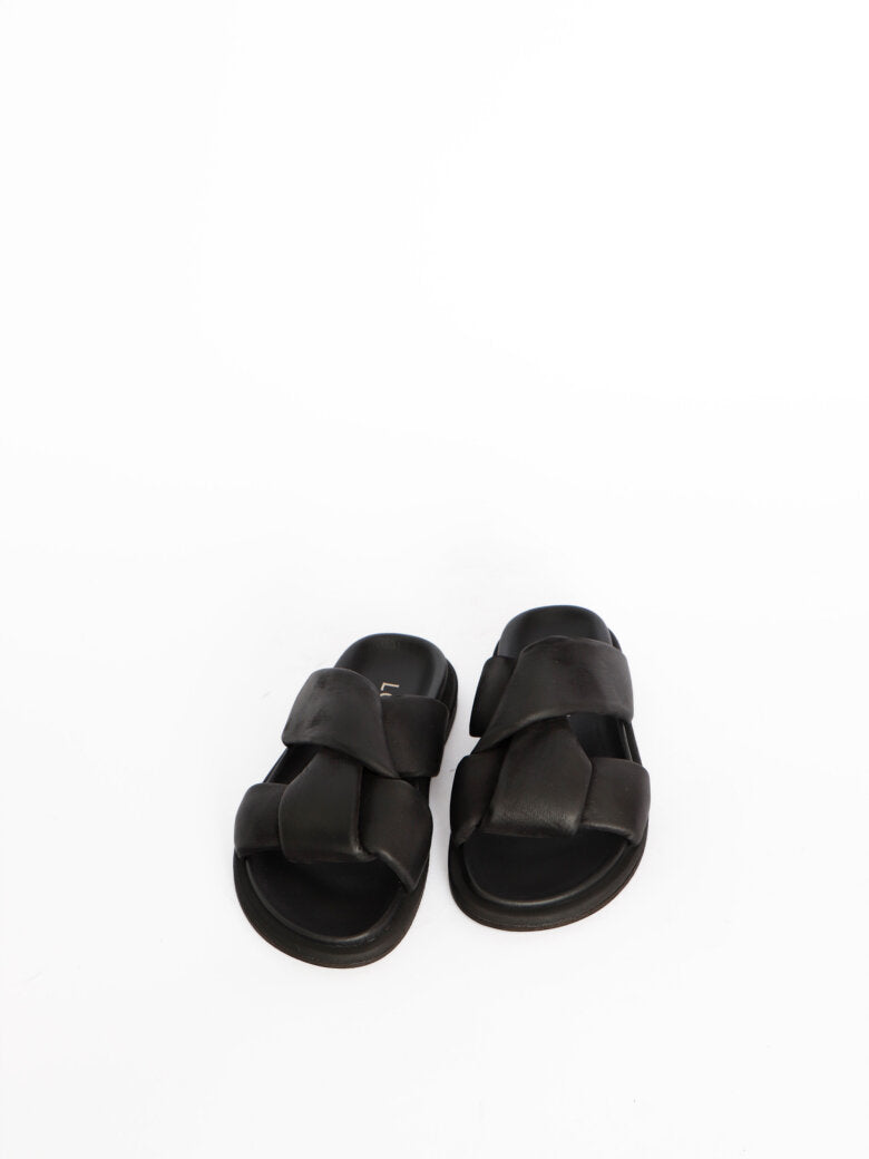 SORT SANDAL MED SNOGNING OG LÆDERSÅL - 7184